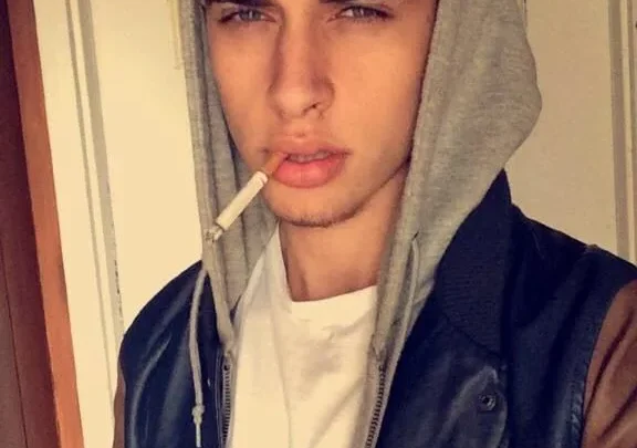 Okaymoe Biography: Age, Height, Net Worth, Parents, Girlfriend, Siblings, Vine, Instagram