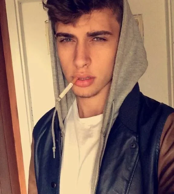 Okaymoe Biography: Age, Height, Net Worth, Parents, Girlfriend, Siblings, Vine, Instagram