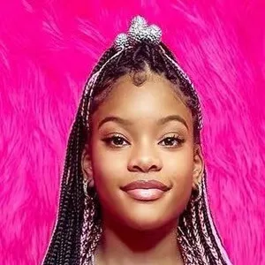 Kendall Annalise Biography: Age, Boyfriend, TikTok, Height, Net Worth, Siblings