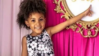 Ava McClure Biography: Awards, Age, Parents, Siblings, Height, Net Worth, YouTube, Modelling