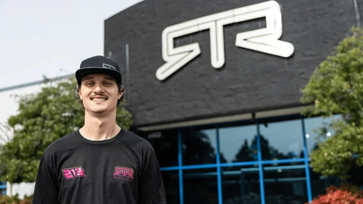 Ben Hobson Biography: Age, Fiancée, Parents, Net Worth, Height, Formula Drift, Mustang, Career, Girlfriend