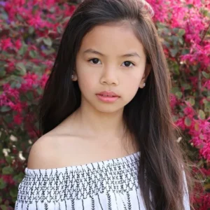 Jessalyn Grace - Biography