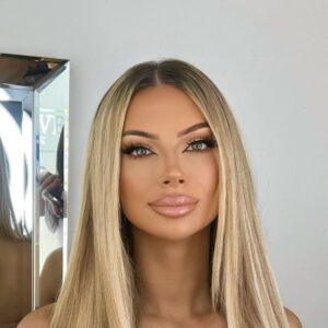 Bri Stern - Biography