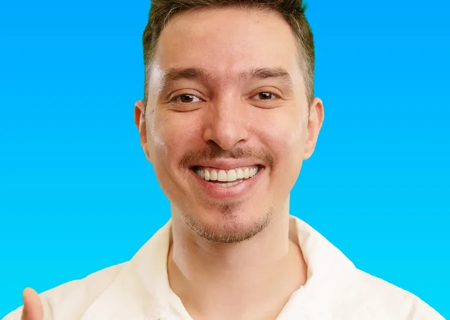 TheobaldTheBird Biography: Theothebaldbird Age, Girlfriend, Parents, Height, Net Worth, Minecraft PvP, Videos