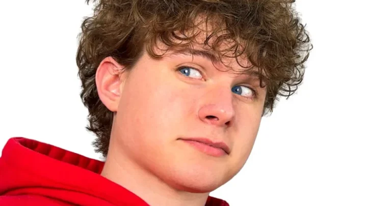 yikes (YouTuber) Biography: Real Name, Age, Wife, Height, Net Worth, Parents, Marriage, YouTube