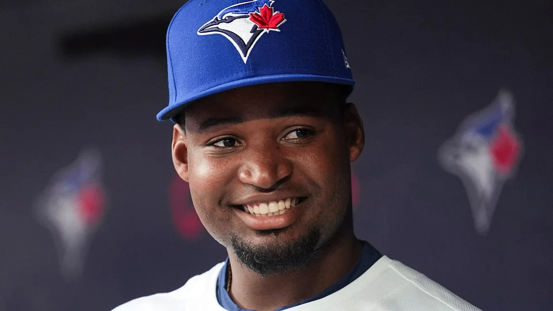 Orelvis Martinez Biography: Age, Instagram, Girlfriend, Parents, Net Worth, Height, Siblings, Contract, Stats