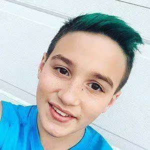 Ethan Cruikshank - Biography