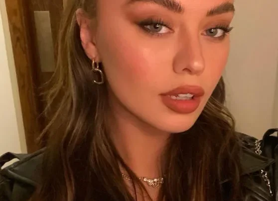 Millie Hannah Biography: Age, Height, Net Worth, Parents, Siblings, Boyfriend, Instagram, Jewelry, Career