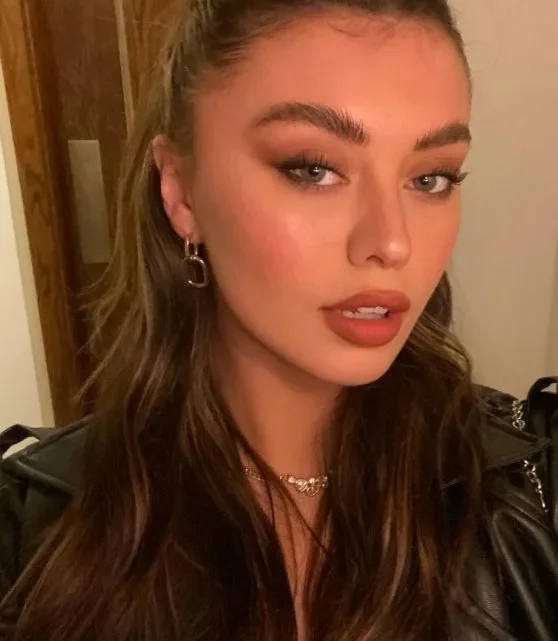 Millie Hannah Biography: Age, Height, Net Worth, Parents, Siblings, Boyfriend, Instagram, Jewelry, Career