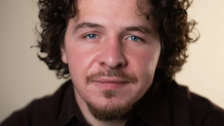 Daniel Roche Biography: Age, Girlfriend, Height, Net Worth, Parents, Brothers, Movies & TV Shows, Education