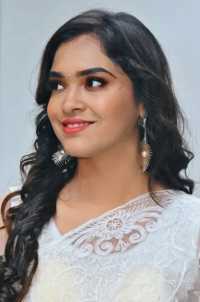 Varshini Venkat - Biography