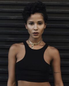 Tanaya Henry - Biography