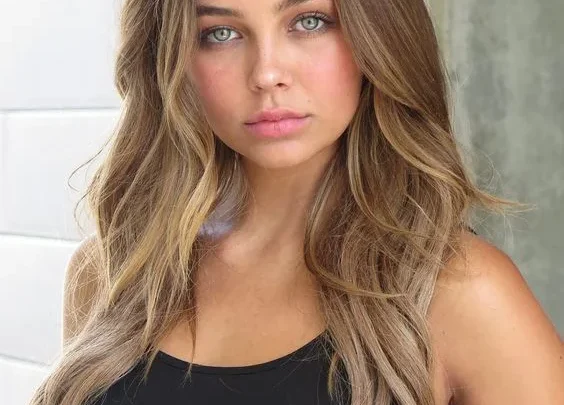 Adison Justis Biography: Age, Height, Net Worth, Boyfriend, Parents, Siblings, Career, Instagram