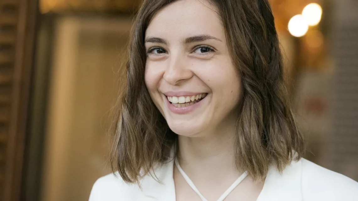 Dina Duma Biography: Age, Husband, Net Worth, Parents, Movies, Sisterhood, Awards