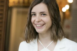 Dina Duma - Biography