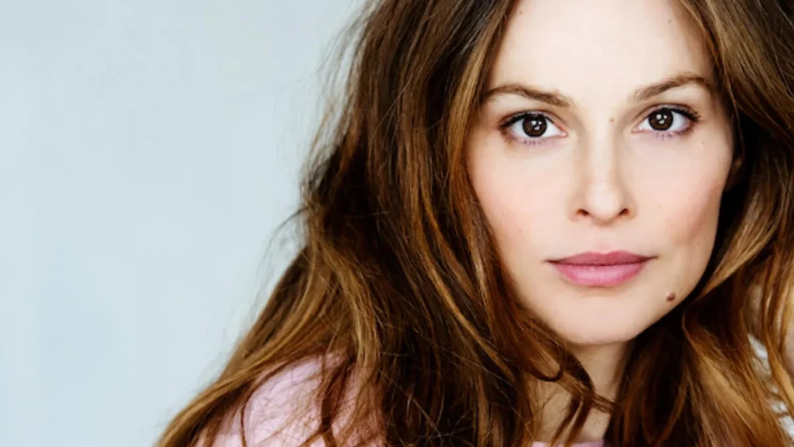 Mina Tander Biography: Husband, Age, Kids, Height, Net Worth, Parents, Sister, Movies & TV Shows