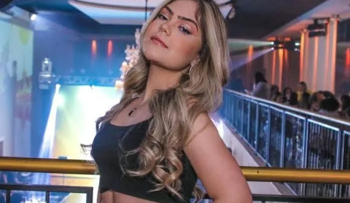 Vittoria Dutra Biography: Songs, Albums, Perfume Brand, Age, Boyfriend, Parents, Net Worth, Instagram