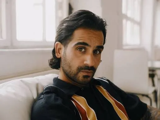 Tanju Bilir Biography: Net Worth, Movies & TV Shows, Girlfriend, Age, Parents, Siblings, Height, Awards