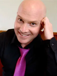 Christopher Swindle - Biography