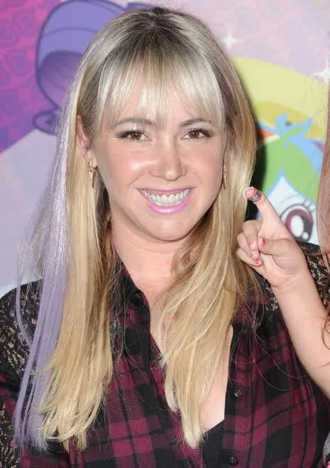 Jennifer Tisdale - Biography