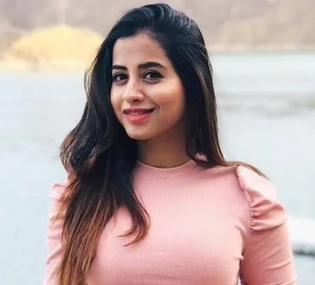 Swathi Deekshith Biography: Net Worth, Boyfriend, Age, Parents, Siblings, Height, Movies
