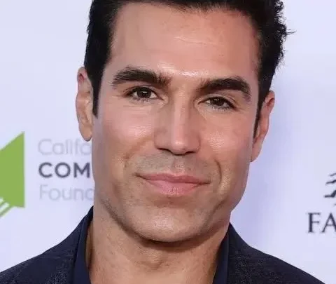 Jordi Vilasuso Biography: Awards, Height, Net Worth, Age, Wife, Children, Ethnicity, Movies