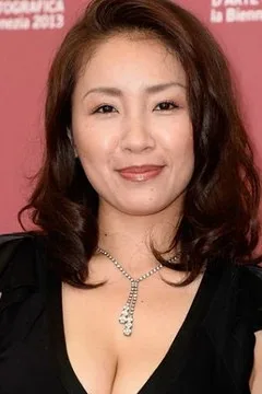 Megumi Kagurazaka - Biography