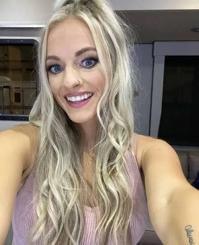 Mackenzie McKee Biography: Fiancé, Net Worth, Fitness, TV Shows, Real Name, Age, Kids, Parents, Siblings, Height