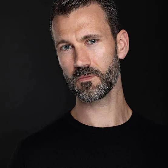 Terry Weaver Biography: Net Worth, Wife, Height, Awards, Age, Movies, Parents, Ethnicity, Books