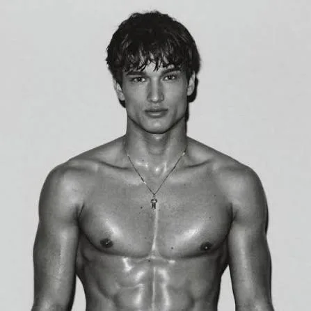 Giuliano Poplawski - Biography