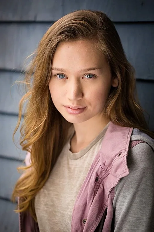 Kallie Tabor - Biography