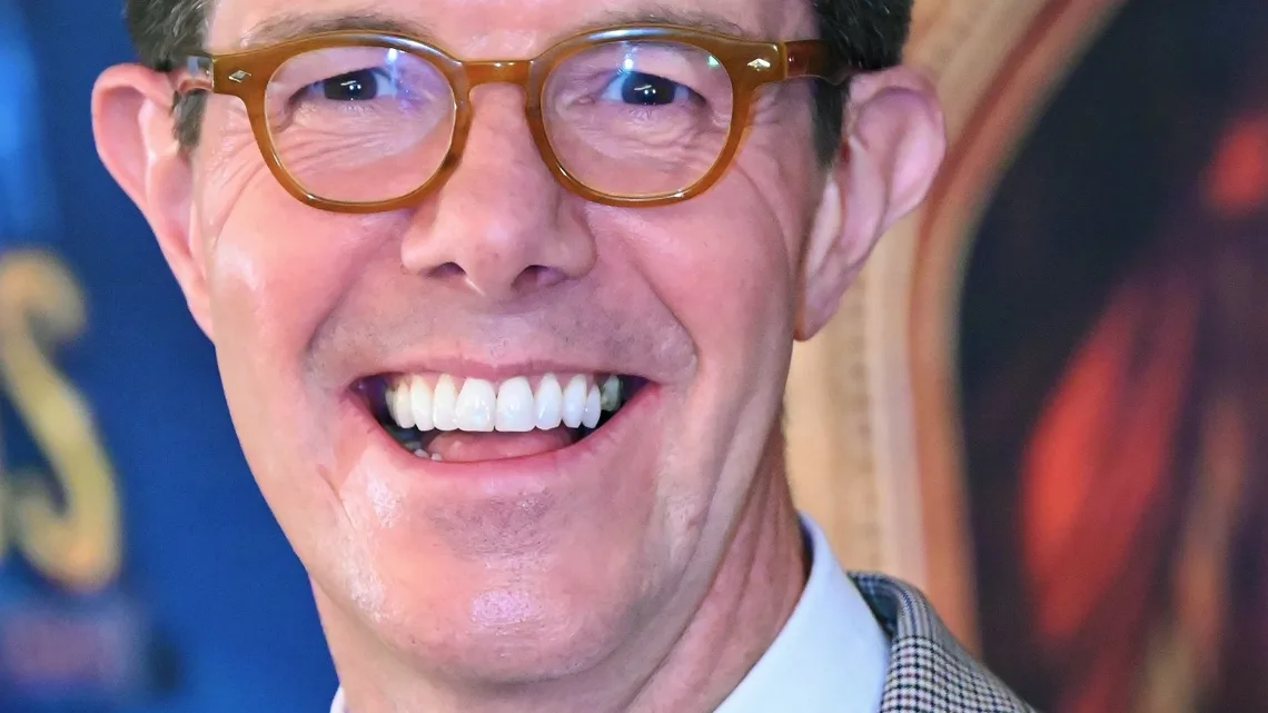 Gavin Lee Biography: Age, Wife, Kids, Parents, Height, Net Worth, Broadway Shows, Awards