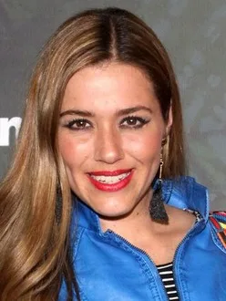 Yuliana Peniche - Biography