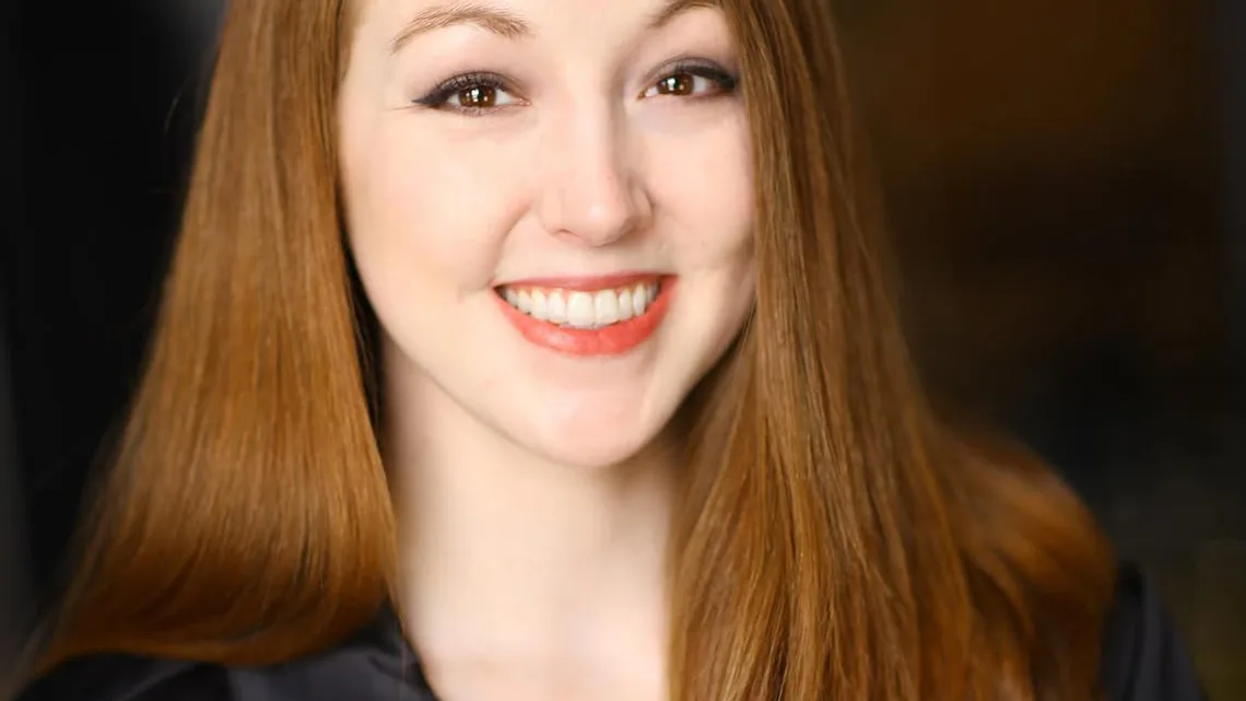 Emma Graves Biography: Wiki, Husband, Age, Kids, Parents, Height, Net Worth, Movies, Instagram