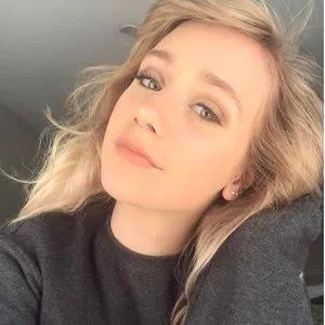 Lili Reinhart’s sister, Tess Reinhart Bio: Boyfriend, Siblings, Parents, Instagram, YouTube, Net Worth, Age