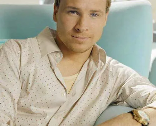 Brian Littrell Biography: Wife, Age, Son, Height, Net Worth, Parents, Albums & Songs, Backstreet Boys