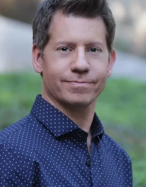 Eric Jacobson Biography: Wife, Age, Kids, Parents, Net Worth, Muppets, Awards, Career