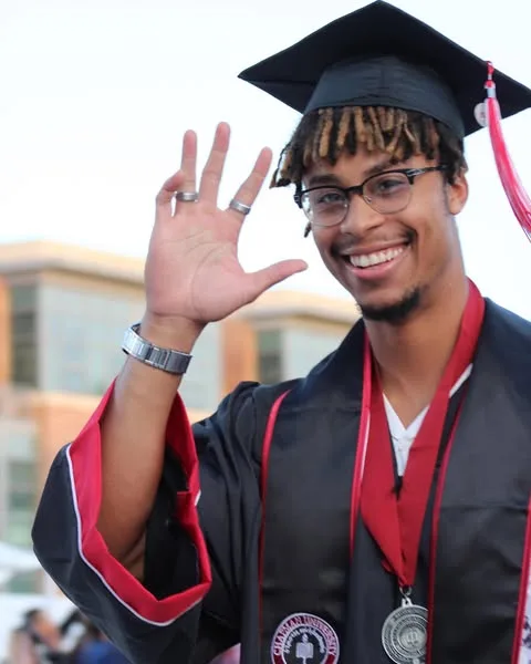 Nia Sioux’s brother, William Frazier Bio: Girlfriend, Parents, Instagram, Age, Net Worth, Height, Siblings