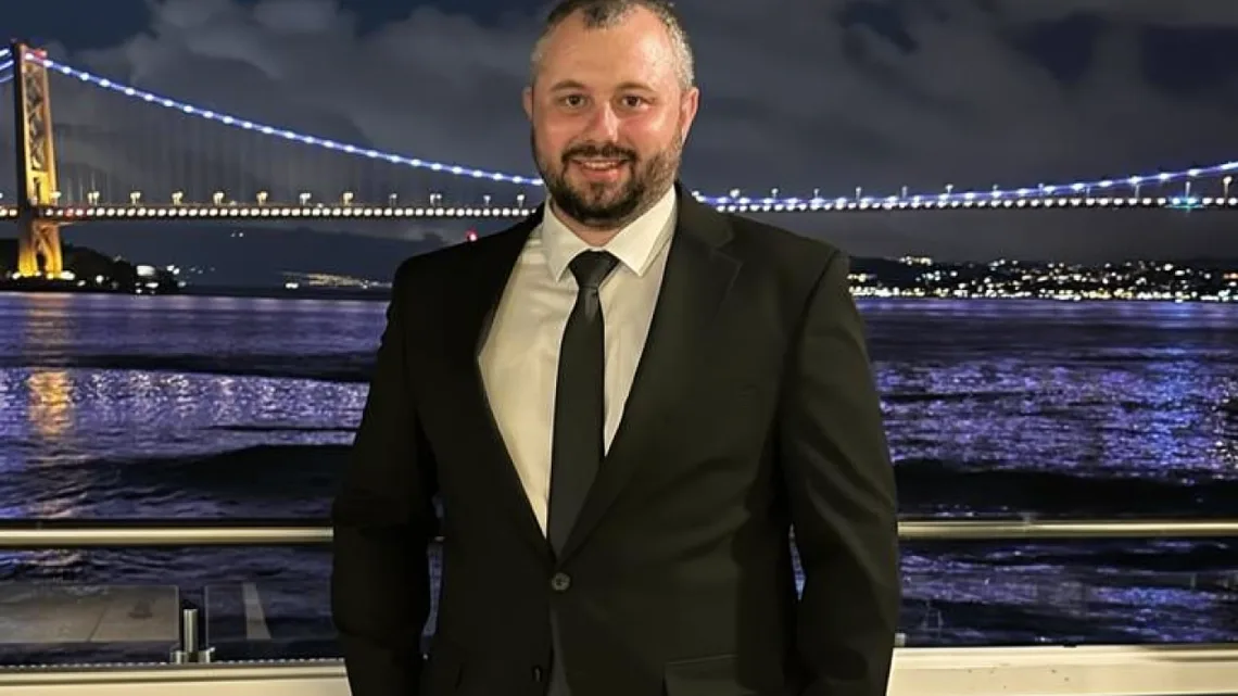 Yiğit Aksüt Biography: Age, Wife, Parents, Height, Net Worth, Kids, SEO Career, BacklinkAjans