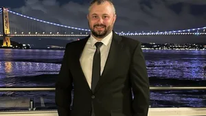 Yiğit Aksüt - Biography