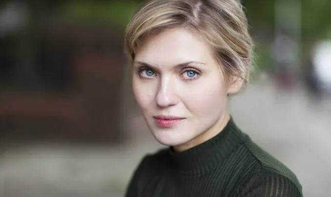 Carolin Stoltz Biography: Spouse, Age, Height, Net Worth, Siblings, Family, Instagram, Films