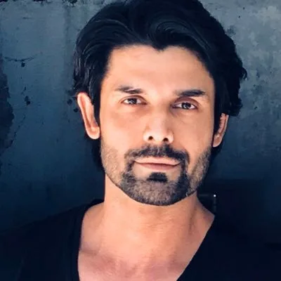 Amit Gaur - Biography