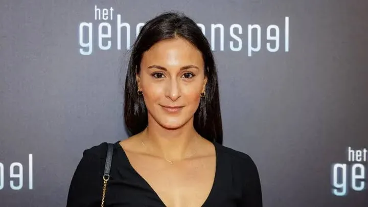 Dilan Yurdakul Biography: Instagram, Age, Parents, Height, Net Worth, Boyfriend, TV Shows, Novel, Education