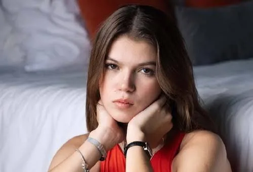 Valentina Gilabert Biography: Net Worth, Instagram, Age, Boyfriend, Parents, TikTok, Beauty Brands