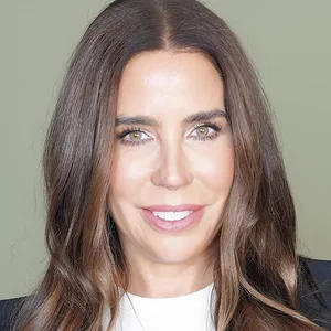 Stacy O’Neil - Biography