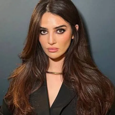 Ines Tazi - Biography