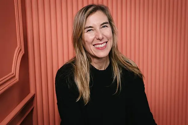 Amy J. Berg - Biography