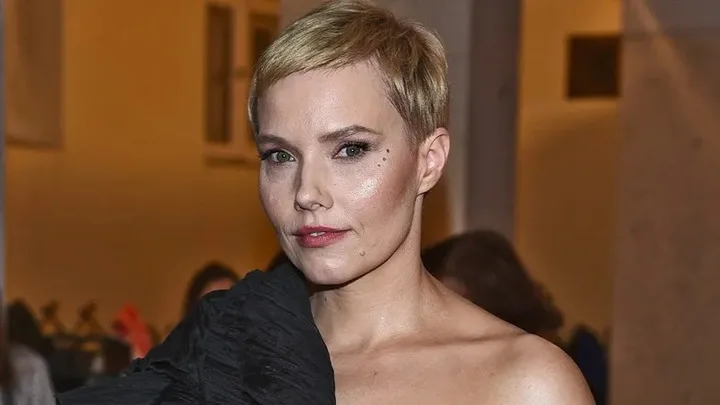 Roma Gąsiorowska Biography: Movies & TV Shows, Net Worth, Husband, Age, Kids, Parents, Sister, Height, Ethnicity