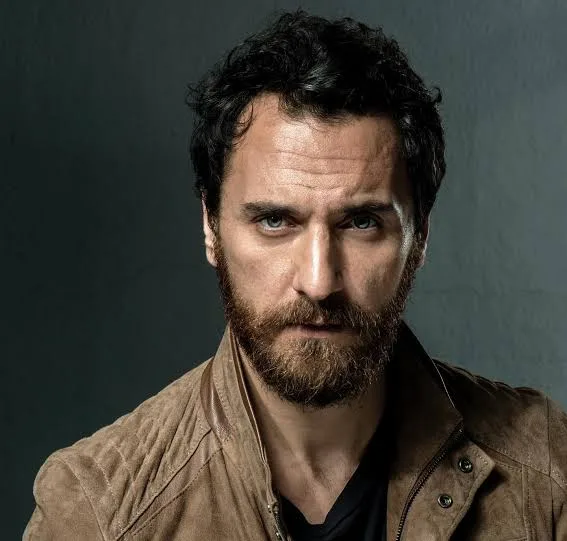 Fırat Çelik Biography: Net Worth, Height, Parents, Religion, Awards, Wife, Ethnicity, Age, Movies