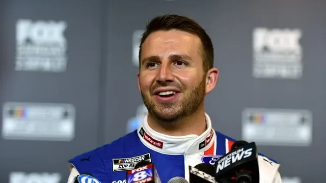 Matt DiBenedetto Biography: Age, Wife, Son, Height, Net Worth, Parents, Siblings, Career